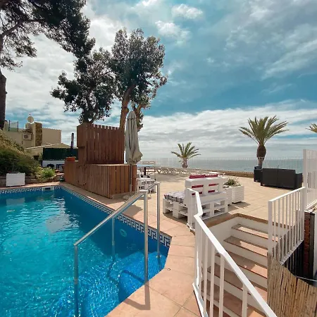 Sa Caleta يوريت دي مار